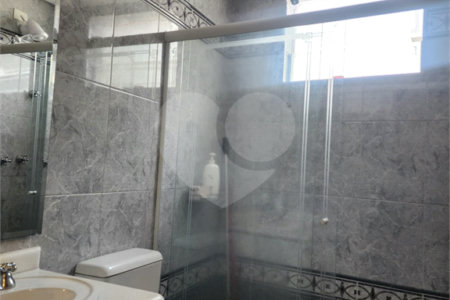 Sobrado à venda com 3 quartos, sendo 1 suíte, em Vila Paulicéia, São Paulo, SP
