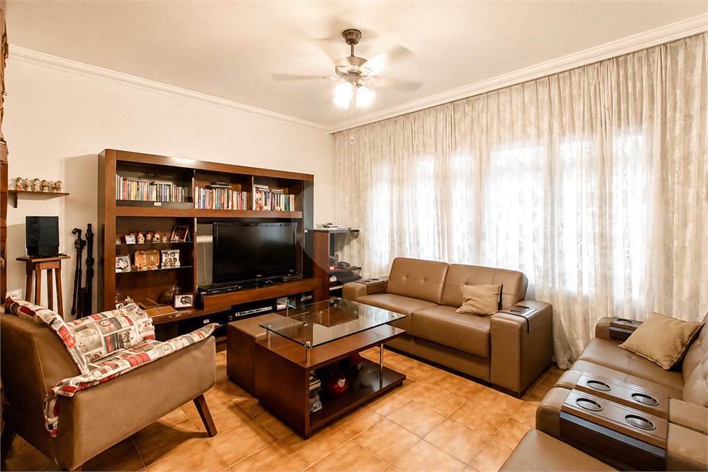 Casa de Vila à venda com 4 quartos, sendo 2 suítes, em Chácara Santo Antônio (zona Sul), São Paulo, SP