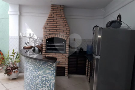 Sobrado à venda com 3 suítes em Água Fria, São Paulo, SP