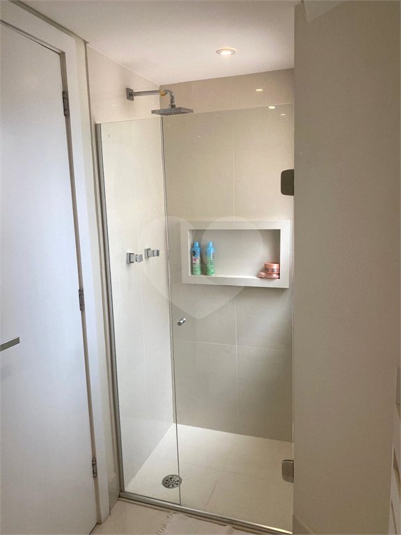 Apartamento à venda com 3 quartos, sendo 2 suítes, em Brooklin Paulista, São Paulo, SP