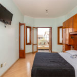 Casa à venda com 3 quartos, sendo 1 suíte, em Jardim Santa Clara, Guarulhos, SP