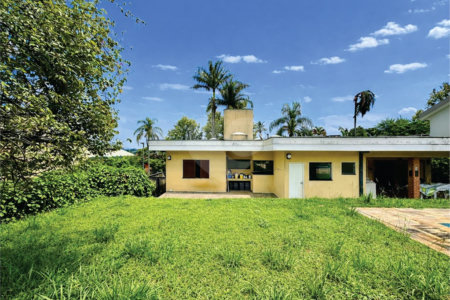 Casa á venda – Granja Viana