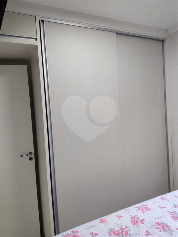 Apartamento no Condomínio Portal do Sol.