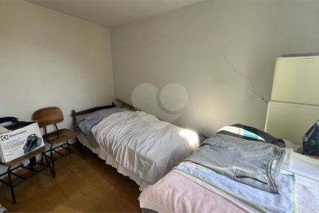 Casa Térrea com 3 dormitórios no Centro de Atibaia