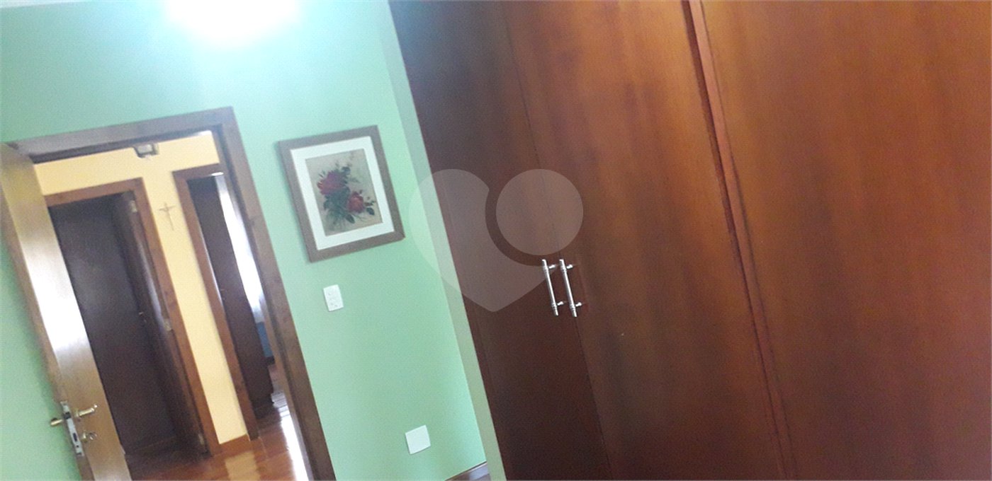 Casa à venda com 3 quartos, sendo 2 suítes, em Jardim Leonor, São Paulo, SP