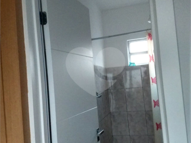 Sobrado à venda com 3 quartos, sendo 1 suíte,  em Parada Inglesa, São Paulo, SP