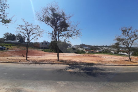 Terreno à venda com 1 suíte em João Xxiii, Vinhedo, SP