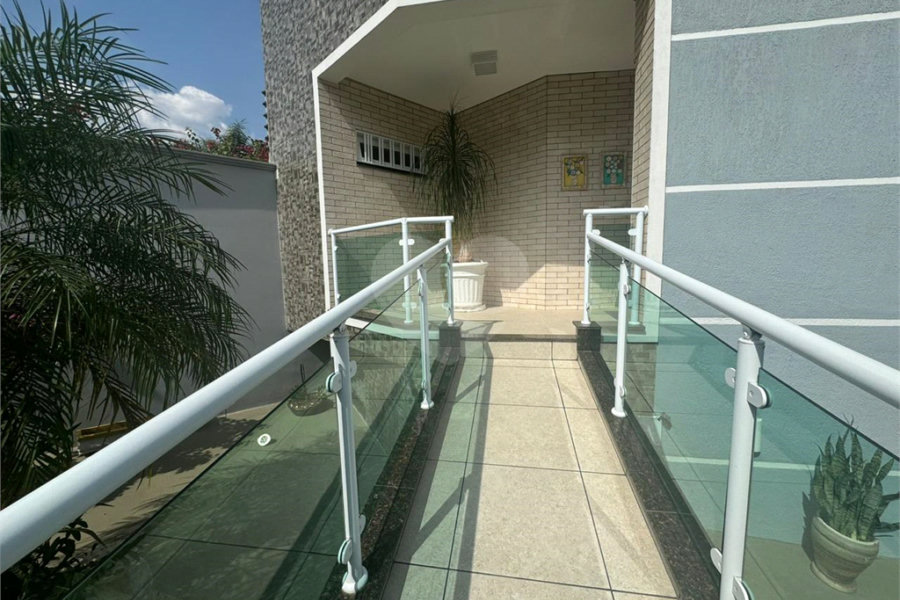 Sobrado à venda com 5 quartos, sendo 3 suítes, em Tucuruvi, São Paulo, SP