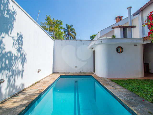 Casa à venda com 3 suítes em Chácara Flora, São Paulo, SP