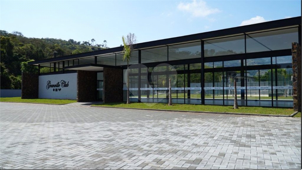 Casa à venda com 5 suítes no condomínio Granville Atibaia, Atibaia - SP