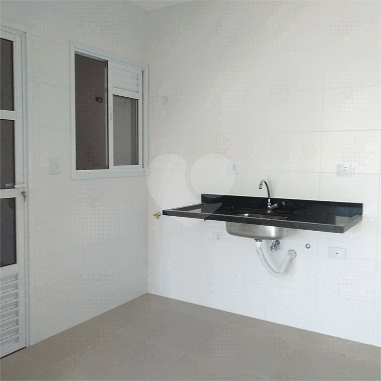 Casa à venda com 2 suítes no condomínio martinha, São Paulo - SP