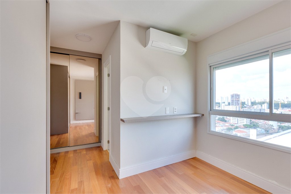 Apartamento à venda com 3 quartos, sendo 2 suítes, em Santo Amaro, São Paulo, SP
