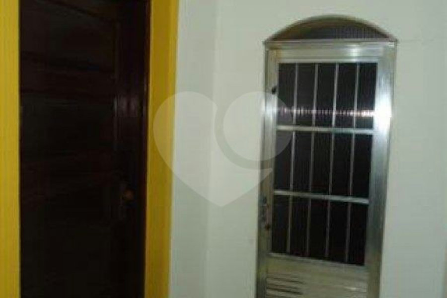 Sobrado à venda com 3 quartos, sendo 1 suíte,  em Parque Edu Chaves, São Paulo, SP