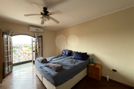 Casa à venda com 3 quartos, sendo 1 suíte,  em Vila Nivi, São Paulo, SP
