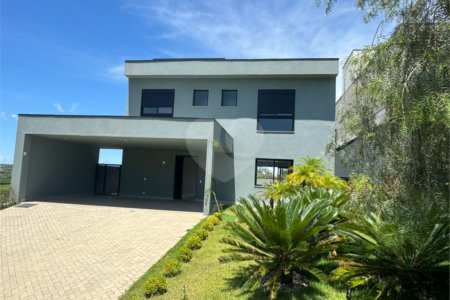 Casa à venda com 4 suítes no condomínio Villas do Golf, Itu - SP