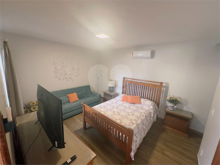 Casa em condomínio à venda com 4 quartos, sendo 2 suítes,  em Caravelas, Armação dos Búzios, RJ