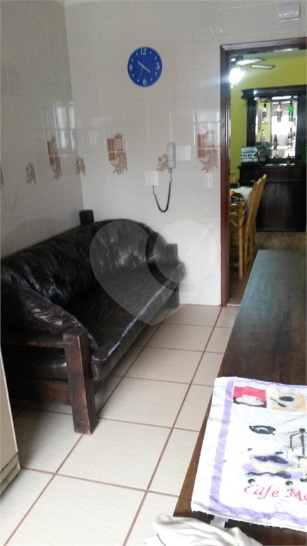 Apartamento à venda com 3 quartos, sendo 1 suíte, em Jardim Enseada, Guarujá, SP