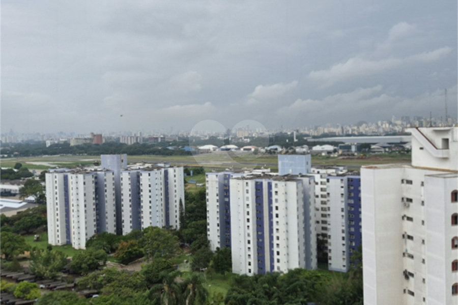 Apartamento à venda com 3 quartos, sendo 1 suíte,  em Santana, São Paulo, SP