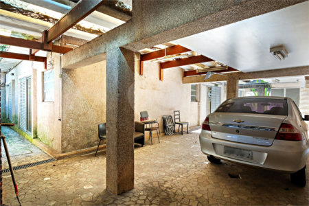 Casa Térrea à venda ou para alugar com 4 suítes em Alto da Boa Vista, São Paulo, SP