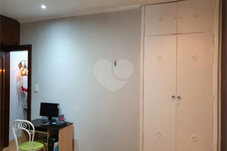 Casa de Vila à venda com 2 quartos em Granja Julieta, São Paulo, SP