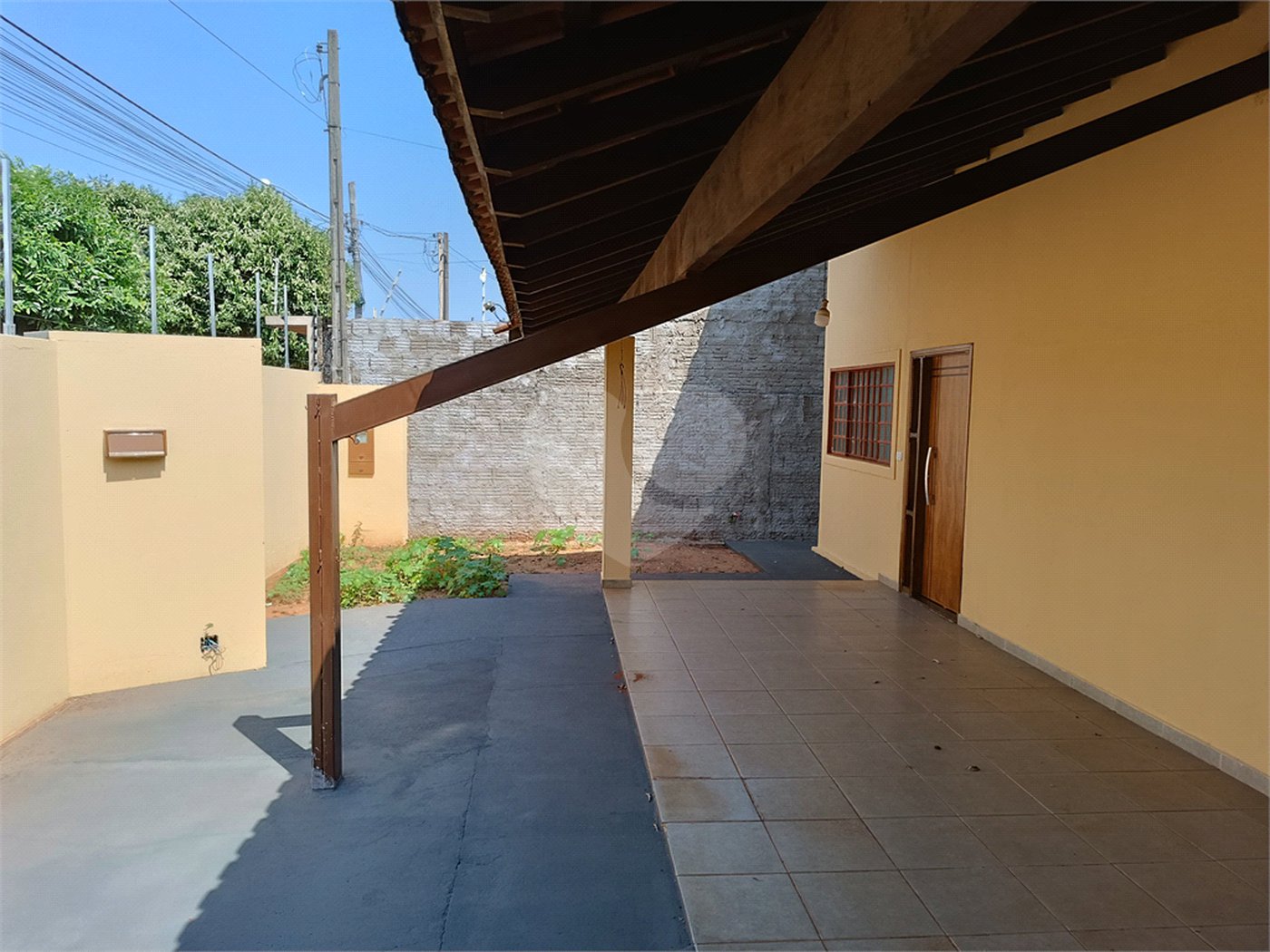 Casa à venda com 3 quartos em Parque São Carlos, Três Lagoas, MS
