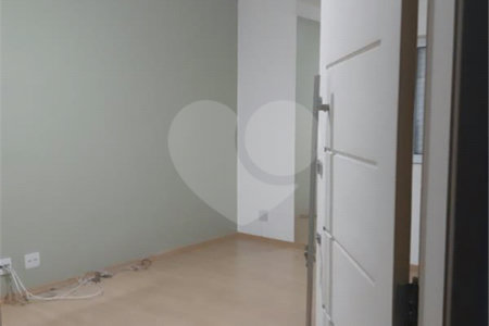 Apartamento à venda com 2 quartos em Cerqueira César, São Paulo, SP