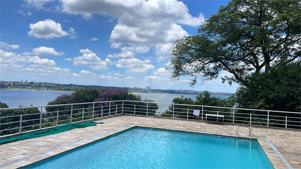 Casa de Vila à venda ou para alugar com 4 suítes em Guarapiranga, São Paulo, SP