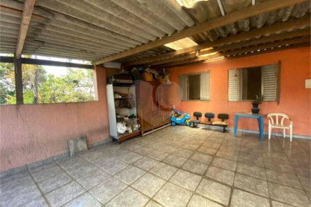 Casa à venda com 2 quartos em Vila Dalila, São Paulo, SP