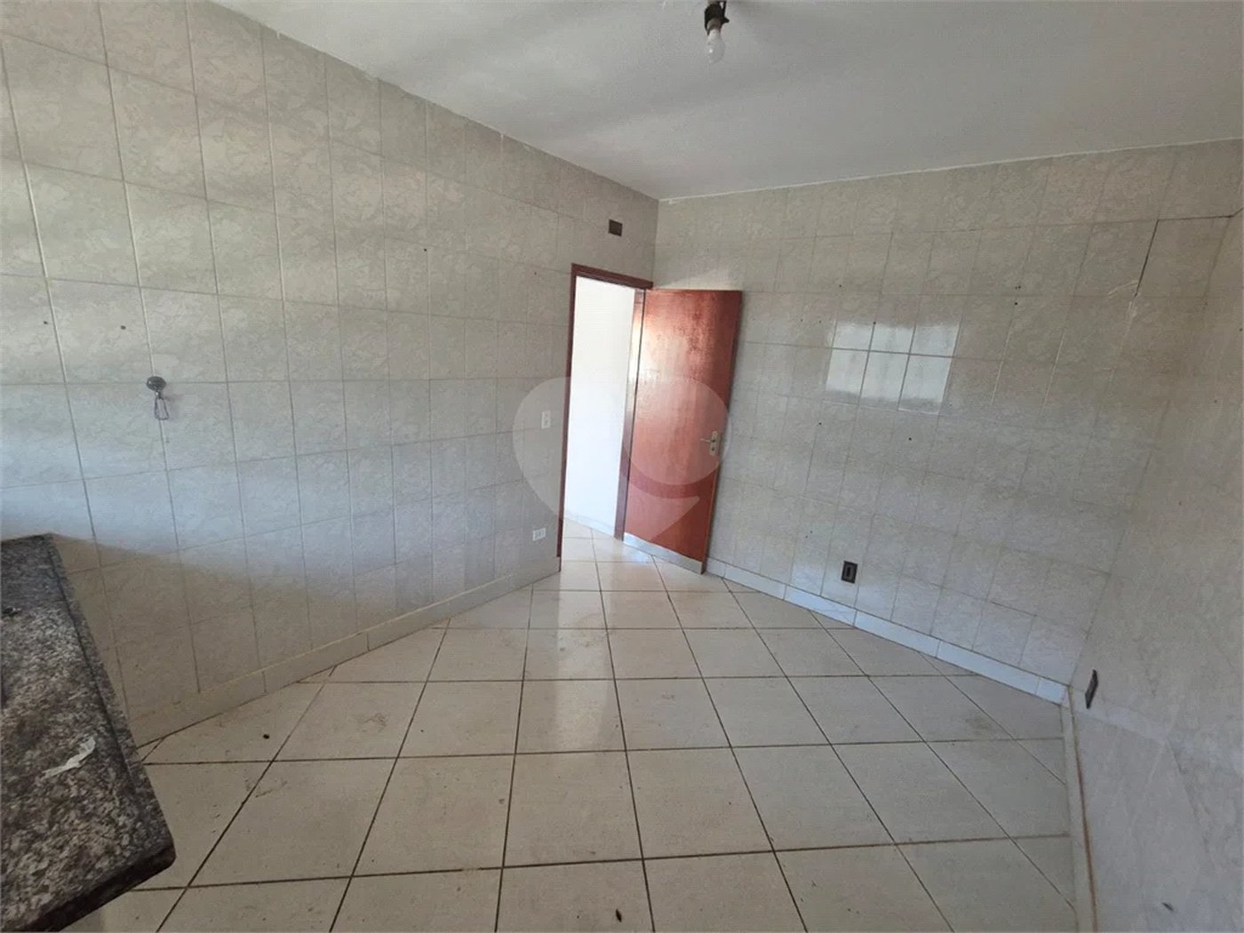 Dois imóveis em um terreno de 300 m² (12 x 25) - Com acesso independente