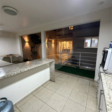 Casa à venda com 4 suítes no condomínio East Village, São Paulo - SP
