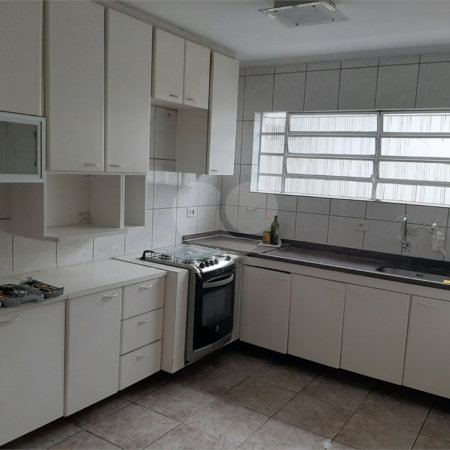 Sobrado à venda ou para alugar com 3 quartos, sendo 1 suíte, em Vila Paulista, São Paulo, SP