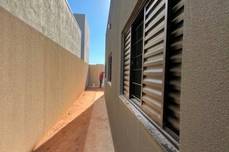 Casa à venda com 3 quartos, sendo 1 suíte,  em Bela Vista da Lagoa, Três Lagoas, MS
