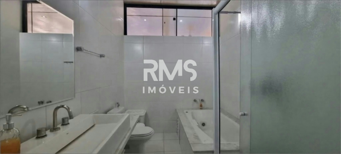 Casa à venda com 4 suítes no condomínio Xapada, Itu - SP