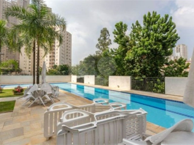 Apartamento à venda com 2 quartos em Campo Belo, São Paulo, SP