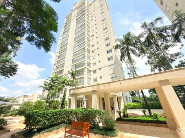 Apartamento à venda com 3 suítes em Santana, São Paulo, SP