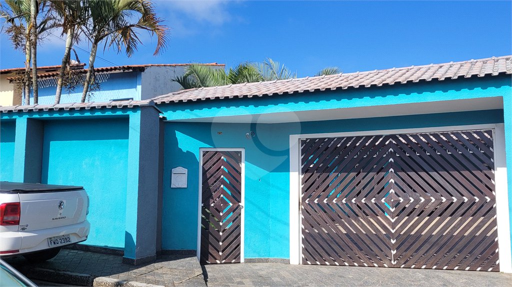 Casa à venda ou para alugar com 3 quartos, sendo 1 suíte,  em Vila Nova Aparecida, Mogi das Cruzes, SP