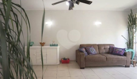 Casa à venda com 4 quartos, sendo 1 suíte,  em Jabaquara, São Paulo, SP