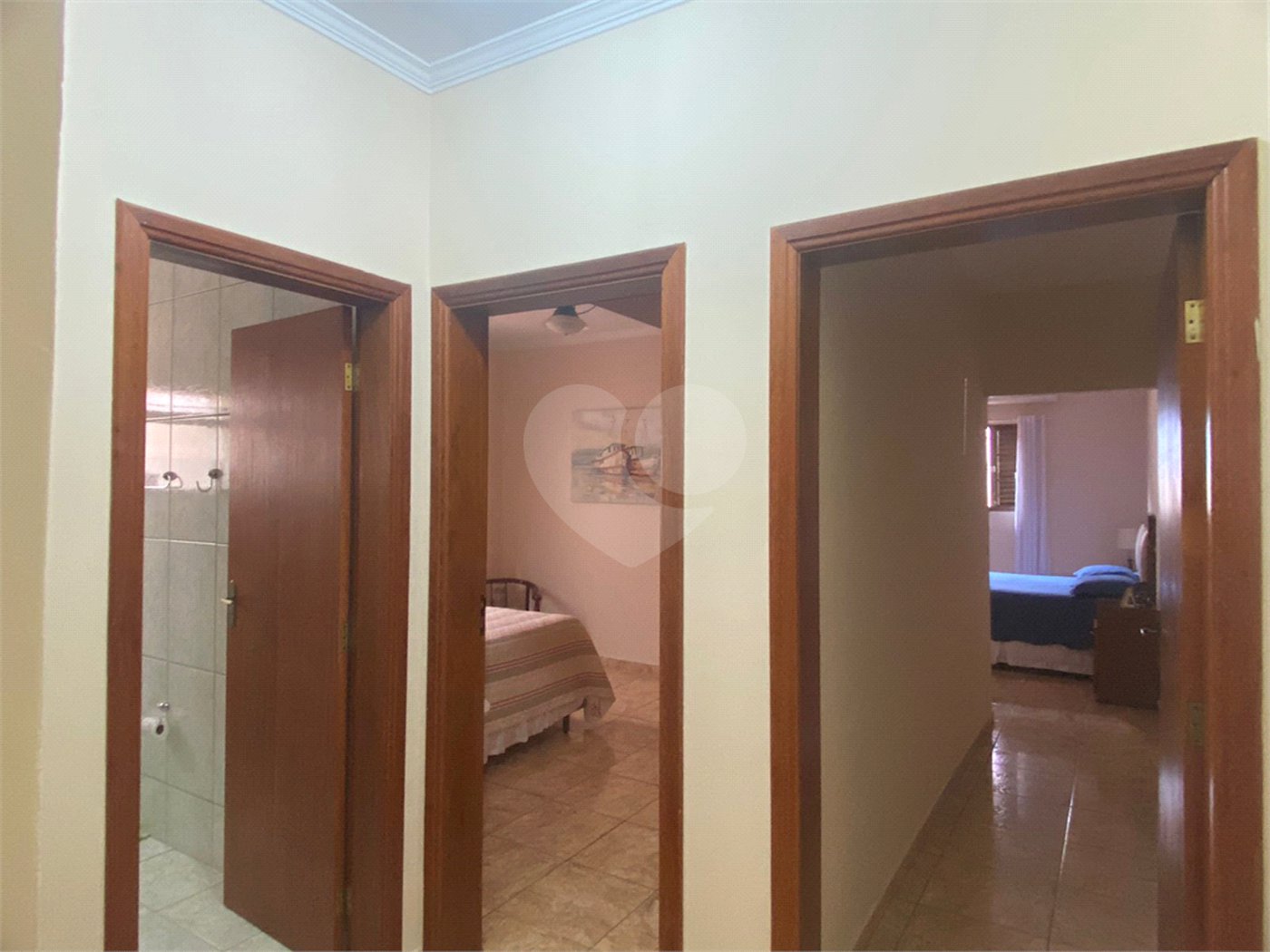 Casa à venda com 2 quartos, sendo 1 suíte, em Vila Deyse, Itapetininga, SP