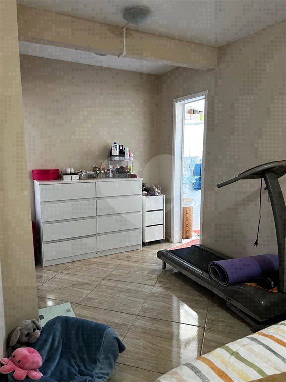 Apartamento à venda com 4 quartos, sendo 1 suíte, em Parque Tomas Saraiva, São Paulo, SP