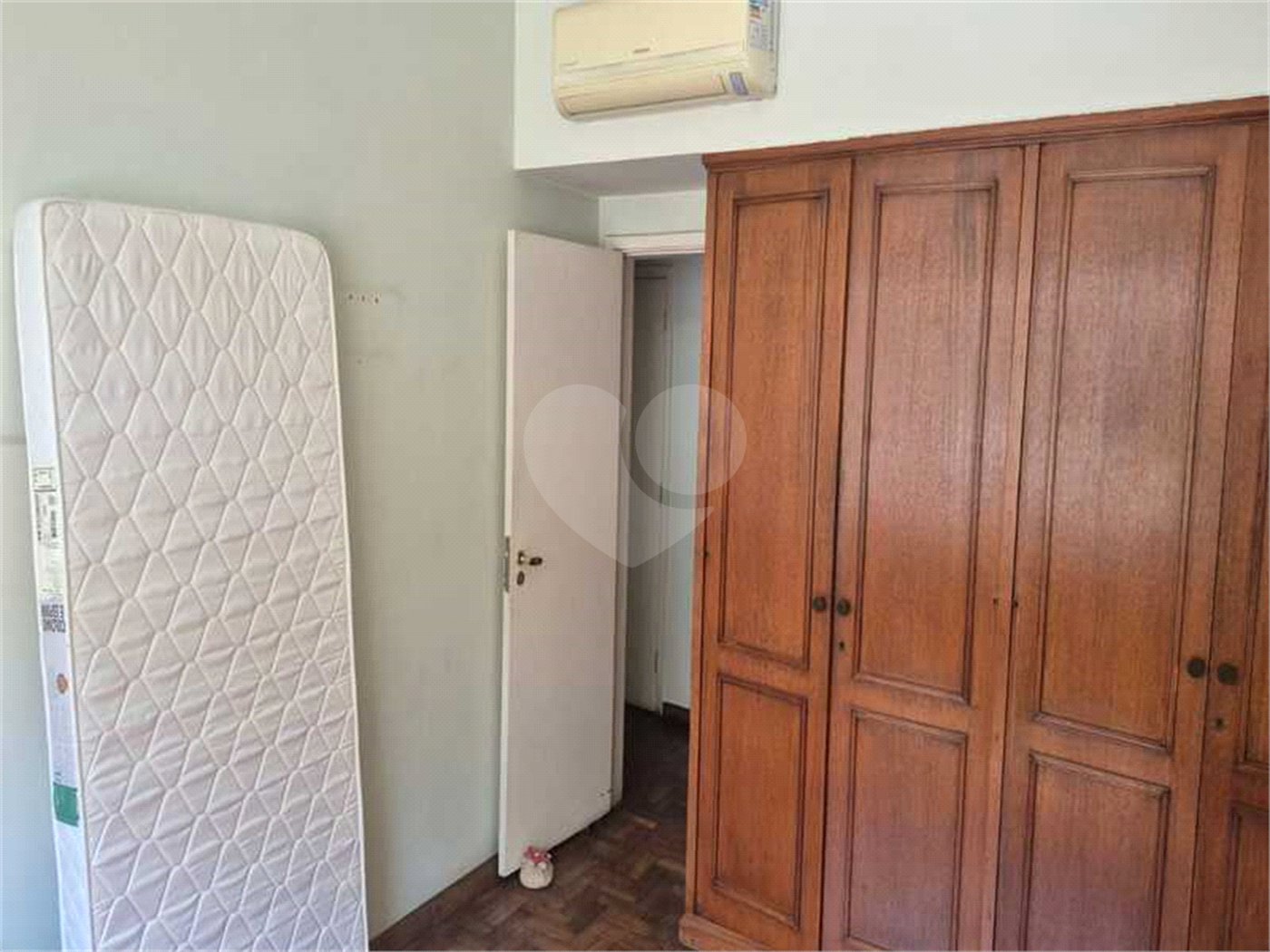 Apartamento à venda com 3 quartos, sendo 1 suíte, em Cosme Velho, Rio de Janeiro, RJ