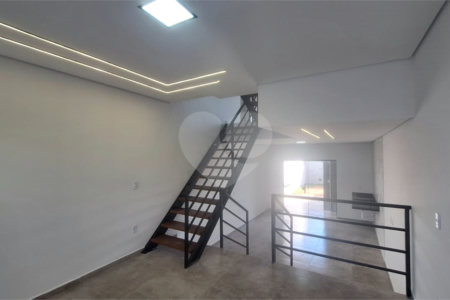 Casa de Vila à venda com 2 suítes em Wanel Ville, Sorocaba, SP