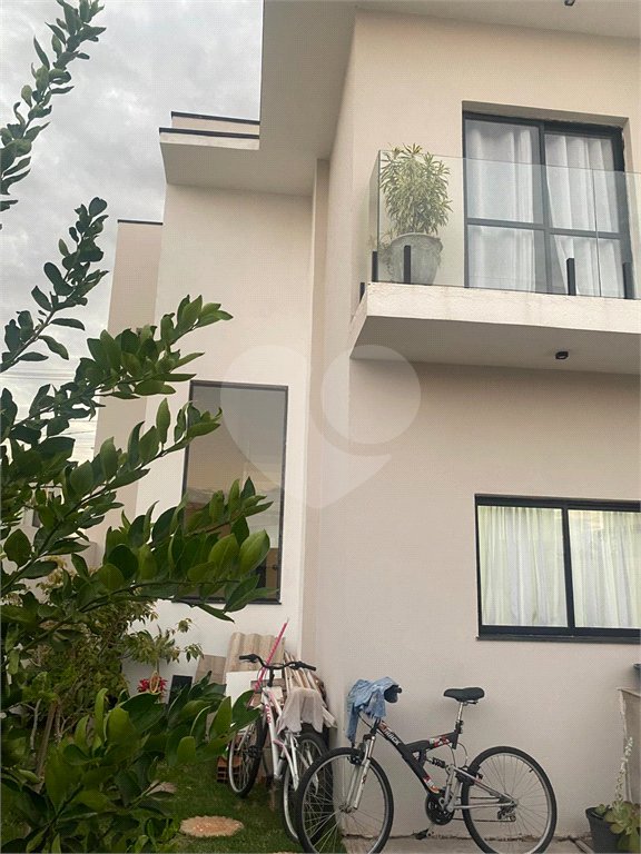 Casa à venda com 3 quartos, sendo 2 suítes, no condomínio Terras da Estância, Paulínia - SP