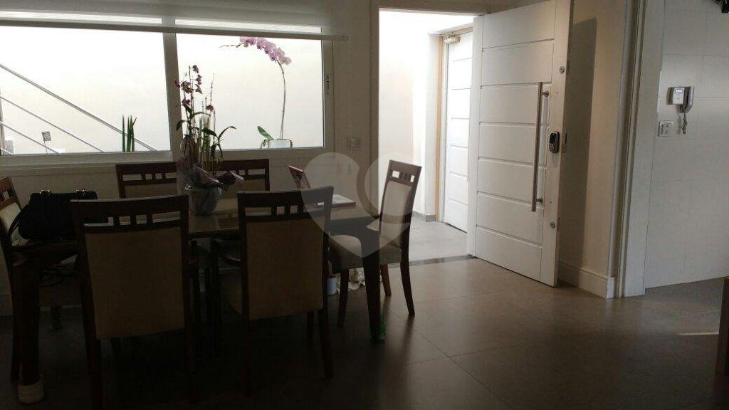 Casa Térrea à venda com 5 quartos, sendo 2 suítes, em Água Fria, São Paulo, SP