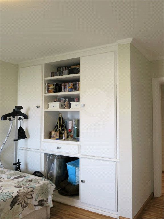 Apartamento à venda com 4 quartos, sendo 3 suítes,  em Jardim Monte Kemel, São Paulo, SP