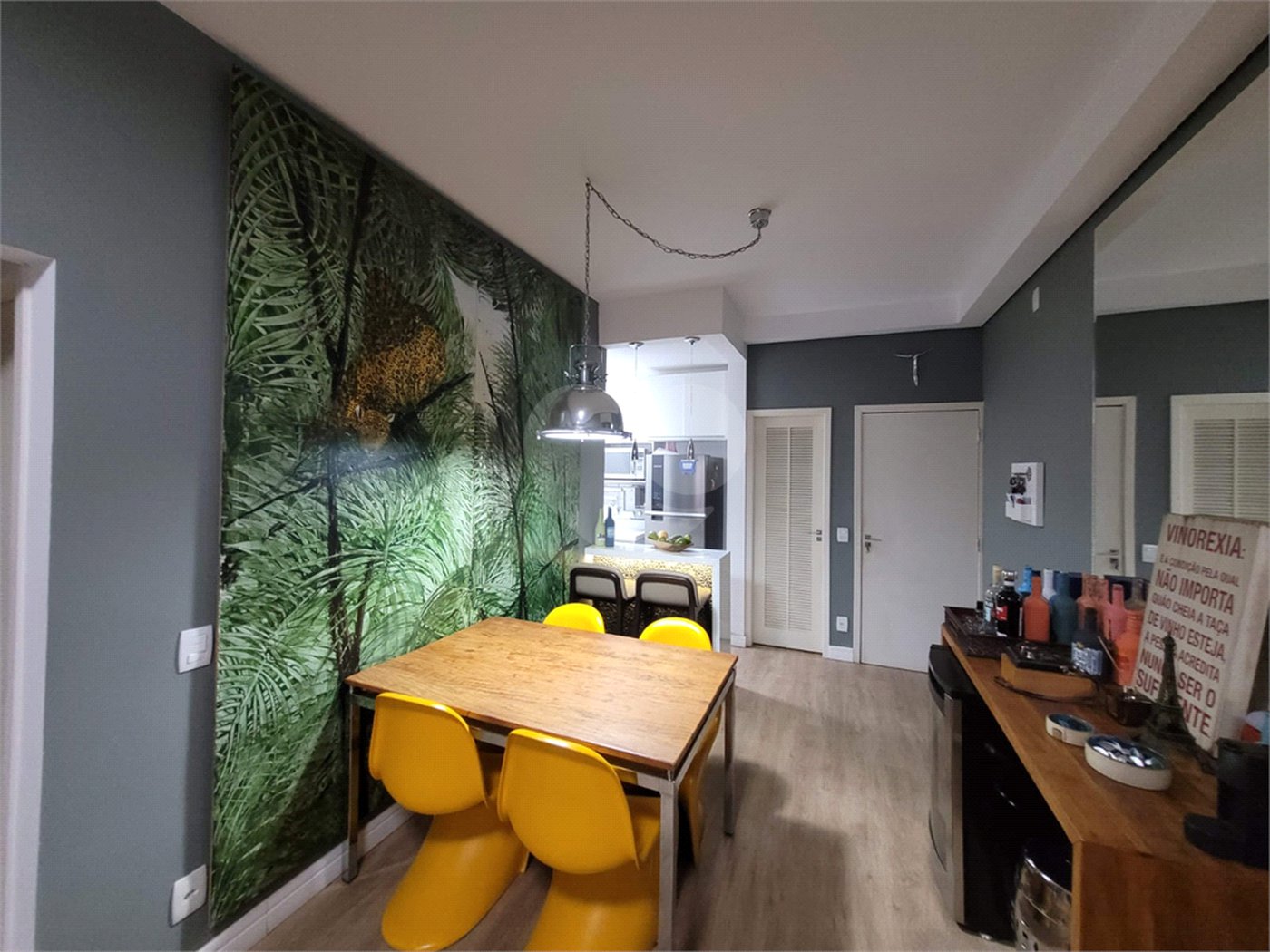 Apartamento à venda com 3 quartos, sendo 1 suíte, no Centro, Vinhedo, SP