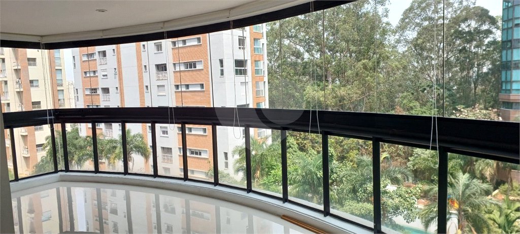 Apartamento à venda com 3 suítes em Jardim Fonte do Morumbi, São Paulo, SP