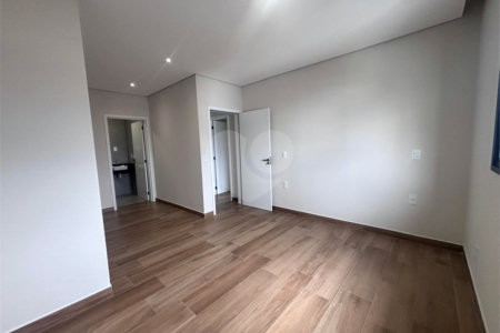 Casa à venda com 3 suítes no condomínio Campos do Conde I e II, Sorocaba - SP