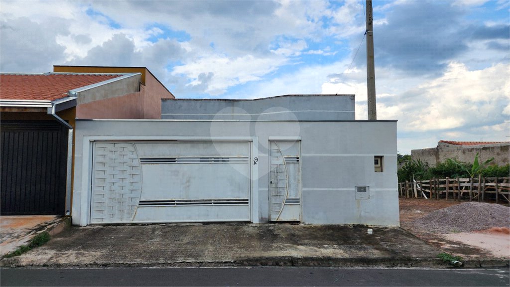 Casa à venda com 2 quartos, sendo 1 suíte, em Residencial Vila Martins, Salto, SP
