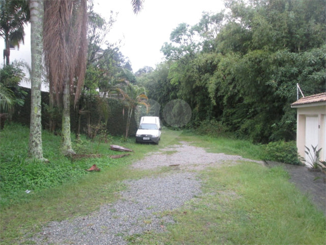 Terreno à venda no condomínio Loteamento Jardim Entre Serras, São Paulo - SP