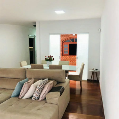 Casa Térrea à venda com 3 quartos, sendo 1 suíte, em Jardim Londrina, São Paulo, SP